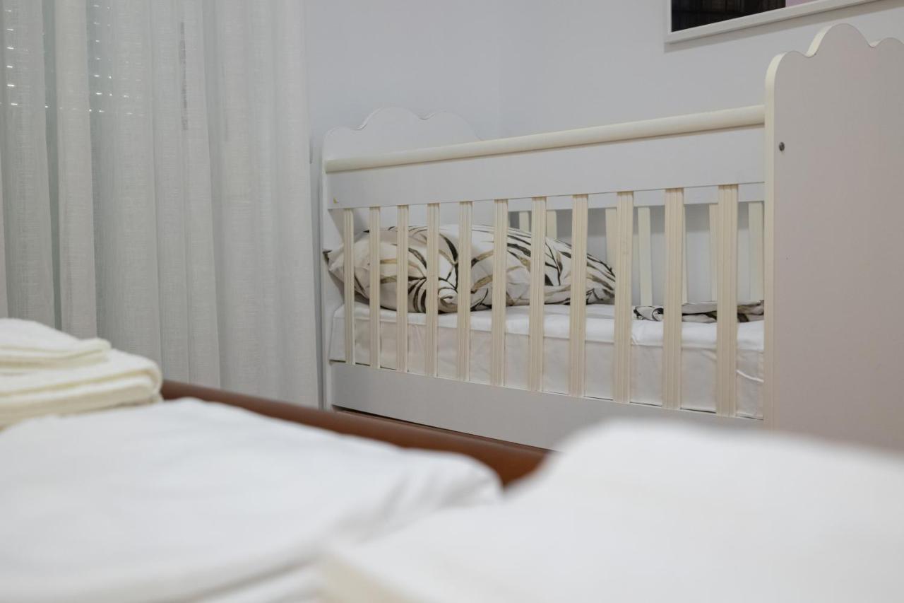 Victoria Lungomare Apartment Vlore Ngoại thất bức ảnh