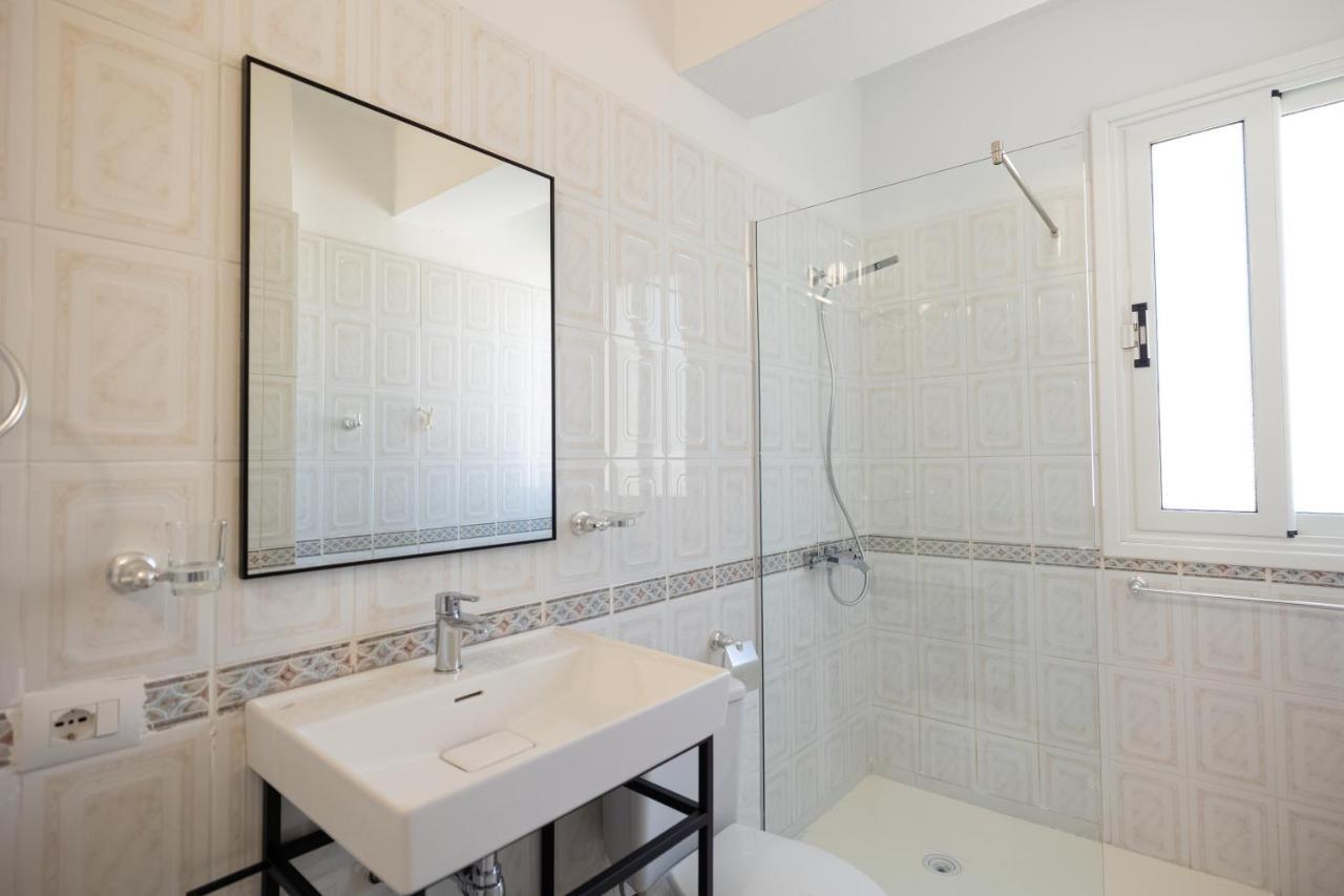 Victoria Lungomare Apartment Vlore Ngoại thất bức ảnh