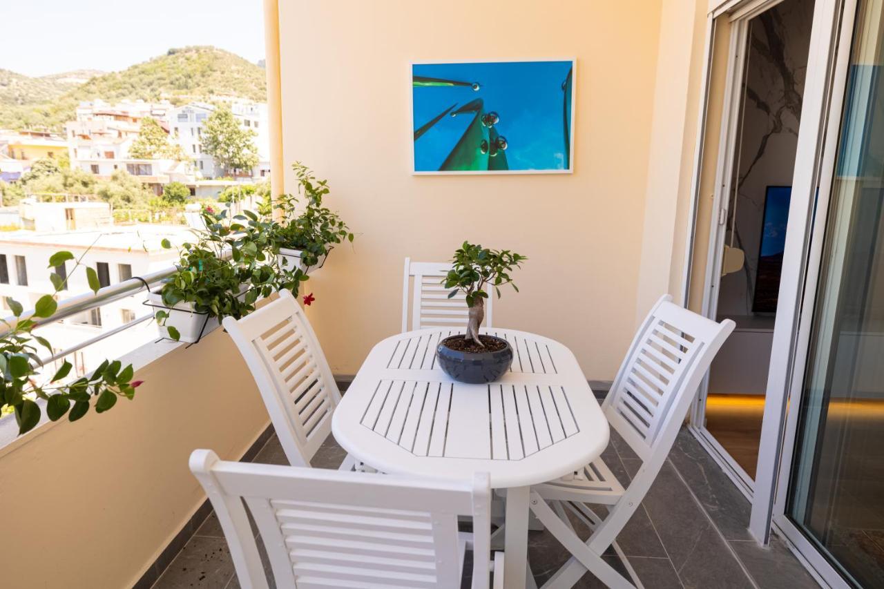 Victoria Lungomare Apartment Vlore Ngoại thất bức ảnh